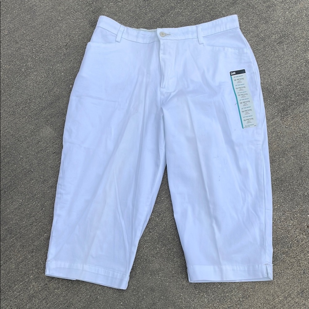 NWT LEE At the Waist Bright White Capri pants womens size 16 Petite Cotton
